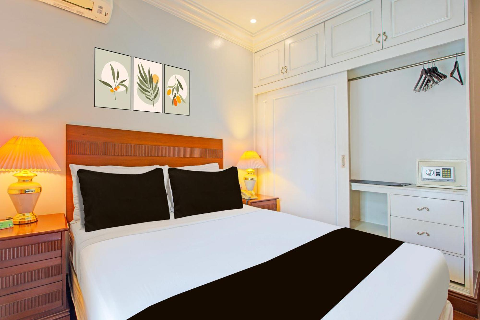 Townhouse Oak Makati Manila Near Pnr Pasay Evangelista Formerly Vip Suites Makati City Exteriör bild