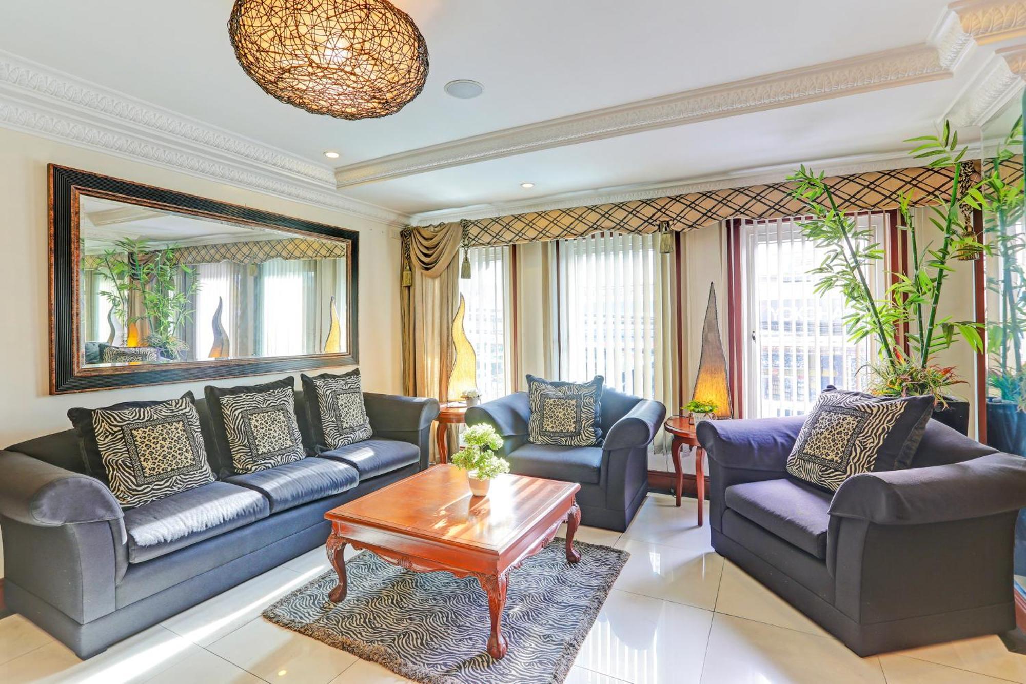 Townhouse Oak Vip Suites, Near Pnr Pasay Evangelista, Makati Manila Makati City Exteriör bild