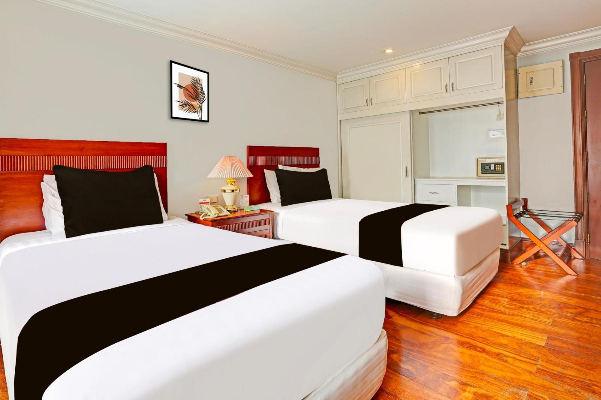Townhouse Oak Vip Suites, Near Pnr Pasay Evangelista, Makati Manila Makati City Exteriör bild